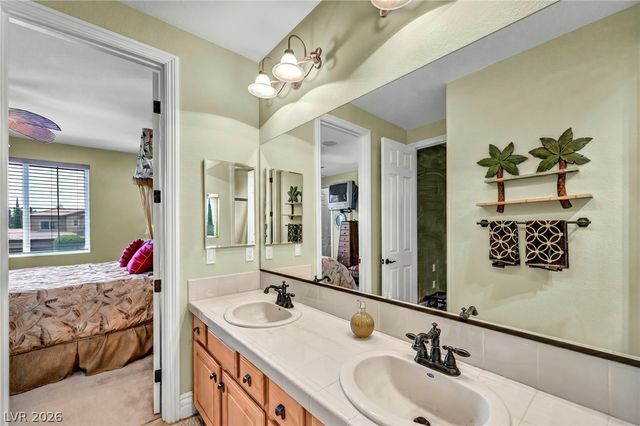 176 Brushton Court, Las Vegas, NV 89138