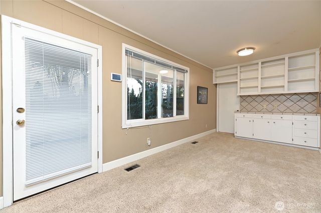 8626 52nd Avenue NE, Marysville, WA 98270