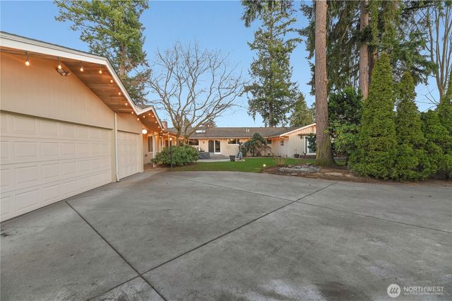 8626 52nd Avenue NE, Marysville, WA 98270