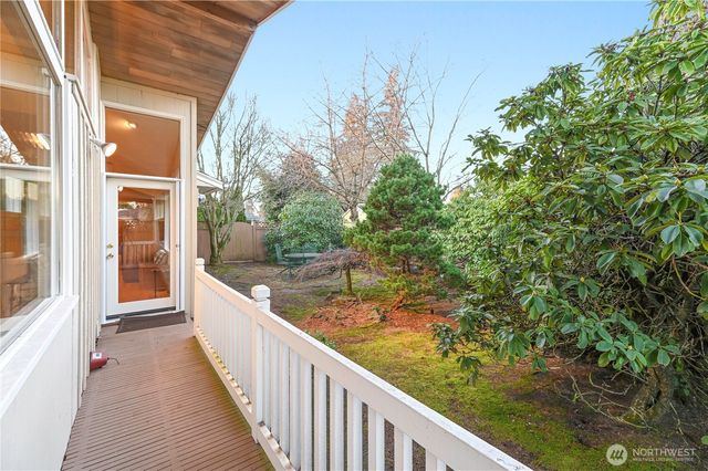 8626 52nd Avenue NE, Marysville, WA 98270