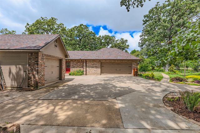 120 Timber Creek Drive, Sulphur Springs, TX 75482