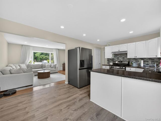 17 Grand Street, New City, NY 10956