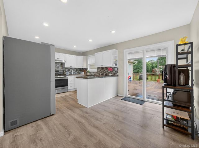17 Grand Street, New City, NY 10956
