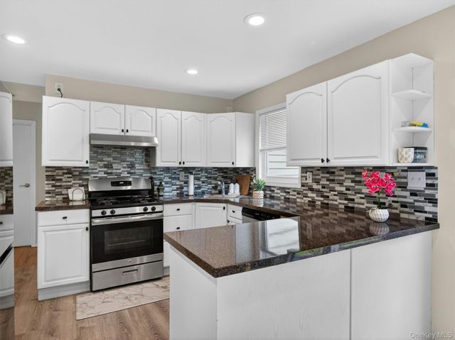 17 Grand Street, New City, NY 10956
