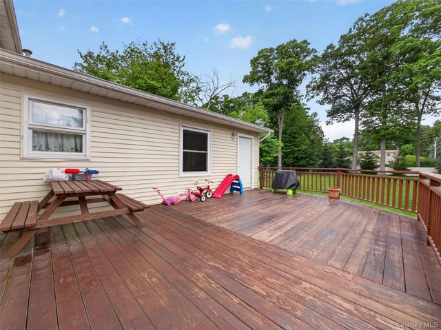 17 Grand Street, New City, NY 10956