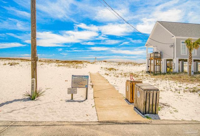 708 Via Deluna Dr, Pensacola Beach, FL 32561