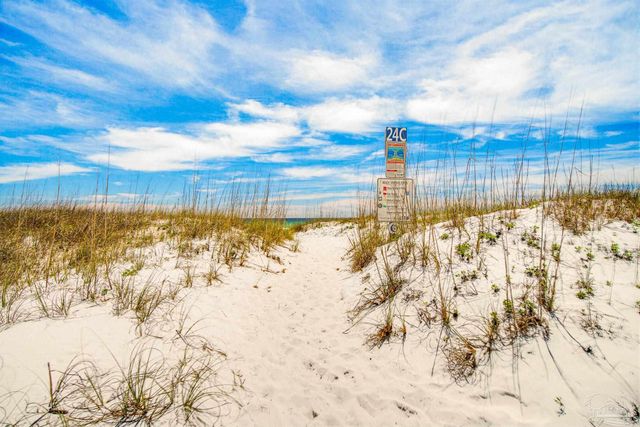 708 Via Deluna Dr, Pensacola Beach, FL 32561