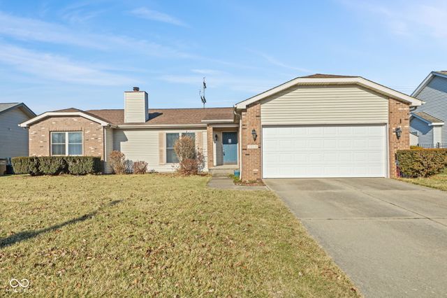 3810 Briar Hill Way, Columbus, IN 47203