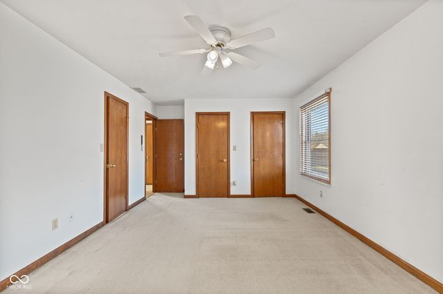 3810 Briar Hill Way, Columbus, IN 47203