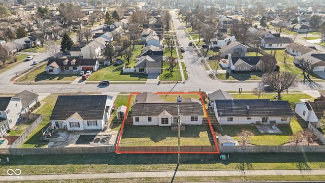 3810 Briar Hill Way, Columbus, IN 47203