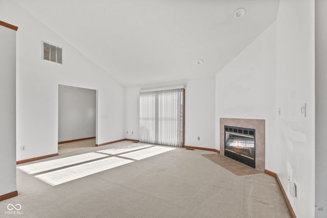 3810 Briar Hill Way, Columbus, IN 47203