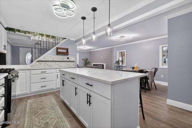 1320 Floral Avenue, Rotterdam, NY 12306