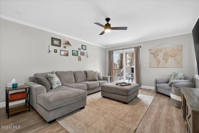 1320 Floral Avenue, Rotterdam, NY 12306