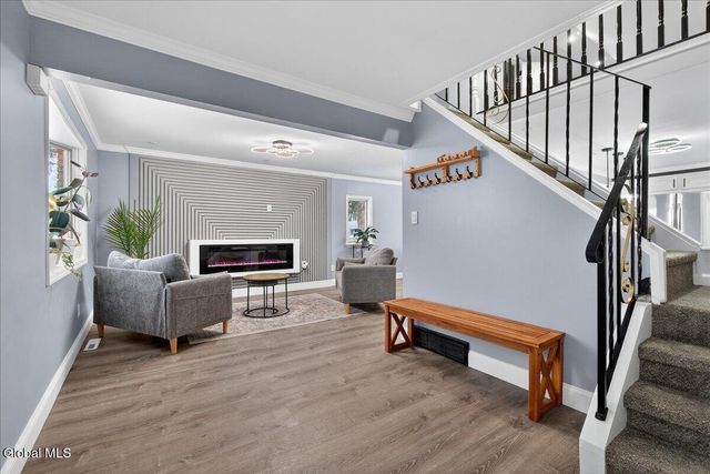 1320 Floral Avenue, Rotterdam, NY 12306