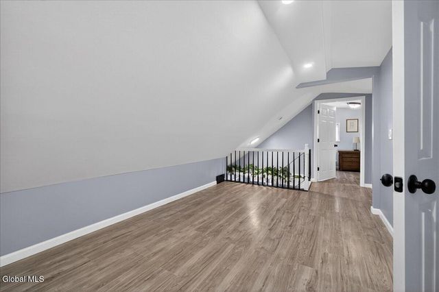 1320 Floral Avenue, Rotterdam, NY 12306