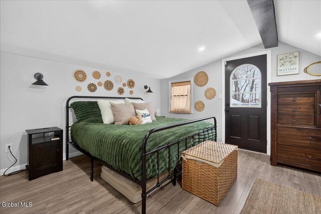 1320 Floral Avenue, Rotterdam, NY 12306