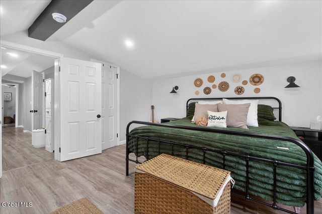 1320 Floral Avenue, Rotterdam, NY 12306