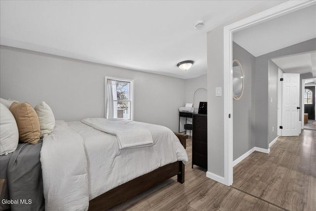 1320 Floral Avenue, Rotterdam, NY 12306