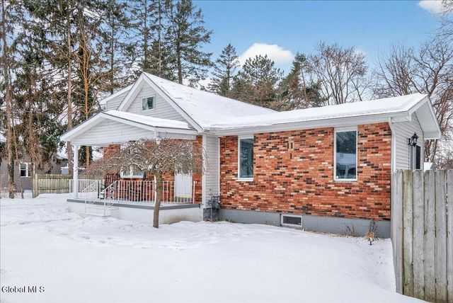 1320 Floral Avenue, Rotterdam, NY 12306