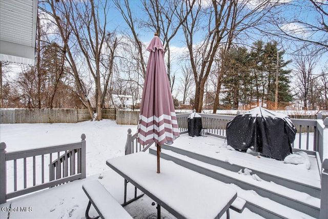 1320 Floral Avenue, Rotterdam, NY 12306