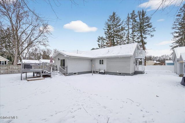 1320 Floral Avenue, Rotterdam, NY 12306