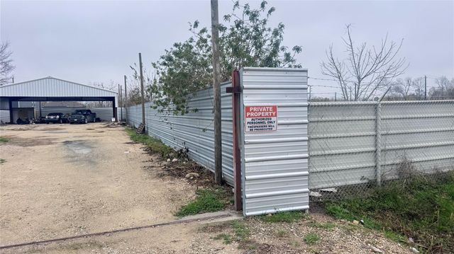 6315 Haight Street, Houston, TX 77028