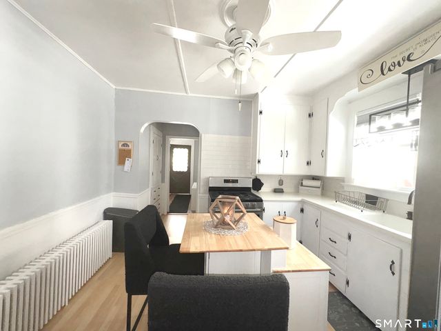 102 Circuit Avenue, Waterbury, CT 06708