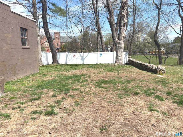 102 Circuit Avenue, Waterbury, CT 06708