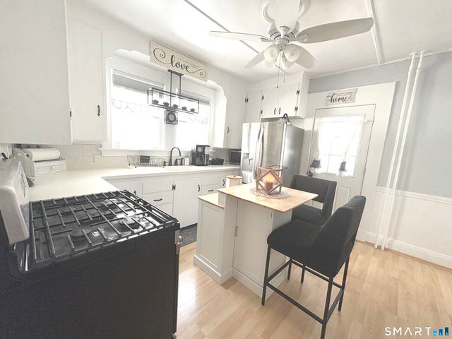 102 Circuit Avenue, Waterbury, CT 06708