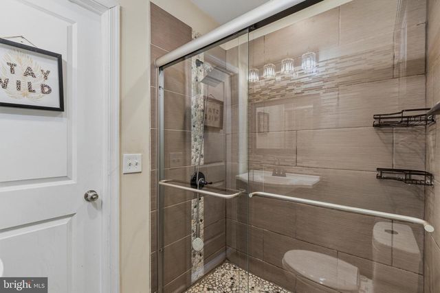 1933 CAMBRIDGE ST, Philadelphia, PA 19130