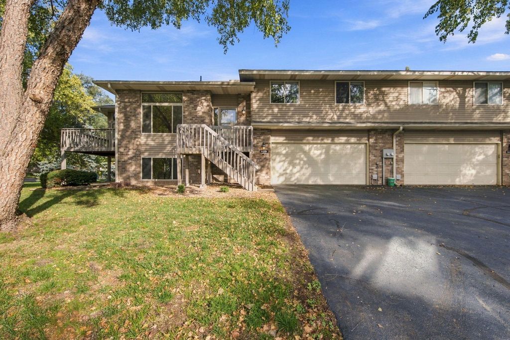 14334 Heywood Avenue, Apple Valley, MN 55124 — photo 2