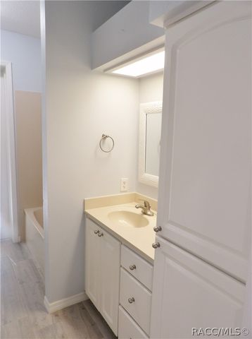 5774 N Lamp Post Drive, Beverly Hills, FL 34465
