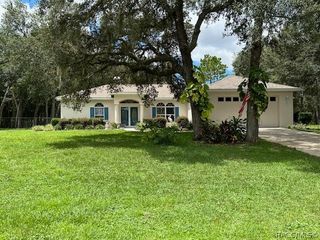 5774 N Lamp Post Drive, Beverly Hills, FL 34465