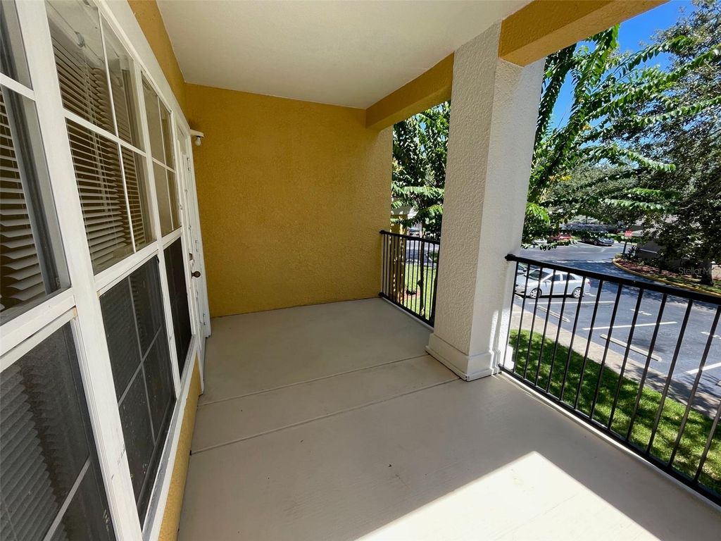Image 13 of property listing at 3611 CONROY ROAD 825, Orlando, FL 32839
