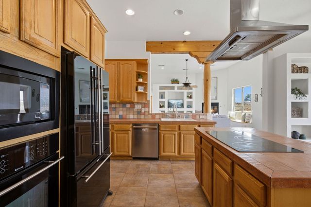 957 Camino Sin Pasada, Corrales, NM 87048