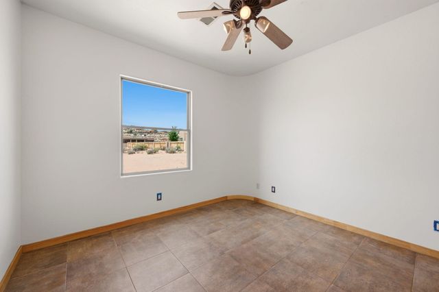 957 Camino Sin Pasada, Corrales, NM 87048