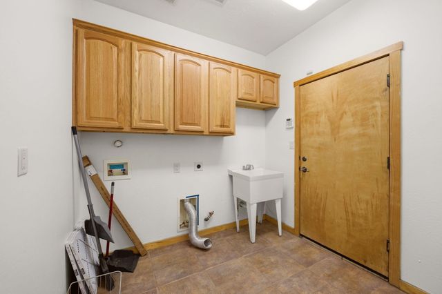 957 Camino Sin Pasada, Corrales, NM 87048