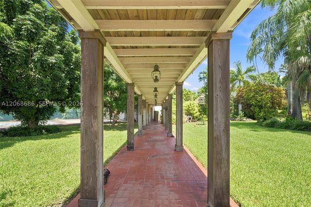 5885 SW 56th St, Miami, FL 33155