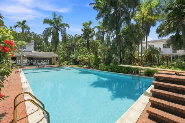 5885 SW 56th St, Miami, FL 33155