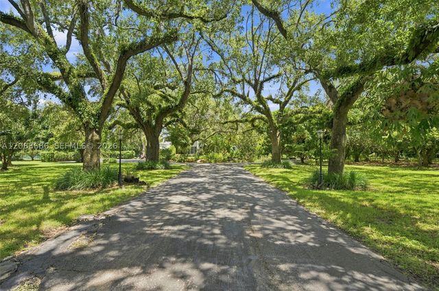 5885 SW 56th St, Miami, FL 33155
