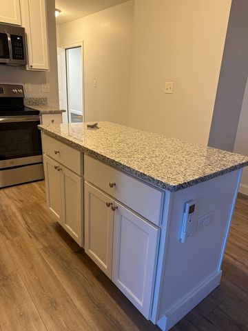 27 Water Street 401, Wakefield, MA 01880