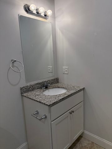 27 Water Street 401, Wakefield, MA 01880