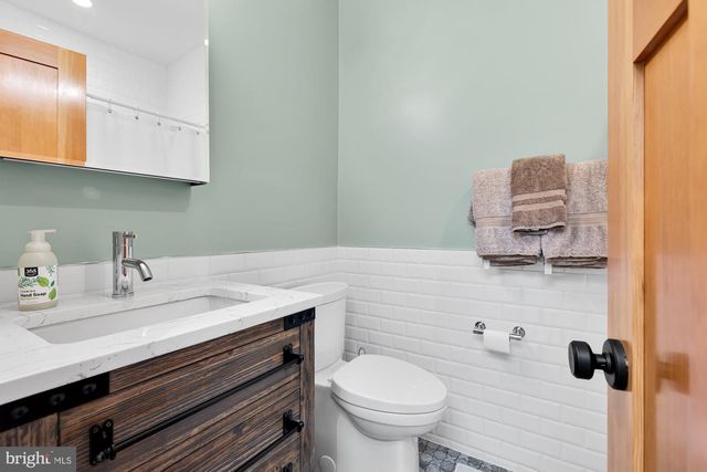 4008 MARLBORO PL NW, Washington, DC 20011