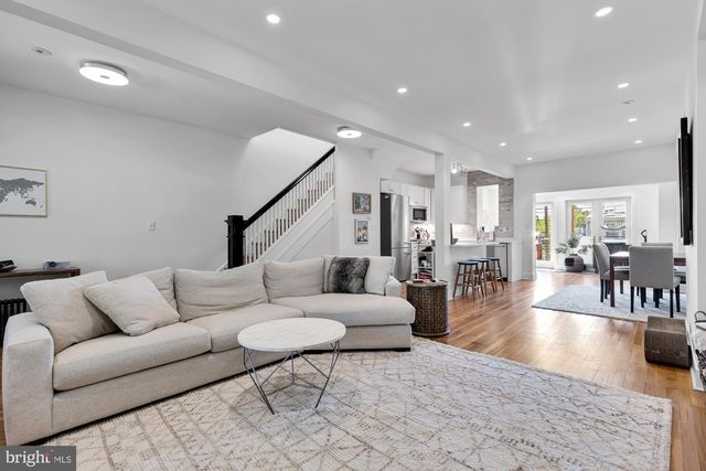 4008 MARLBORO PL NW, Washington, DC 20011