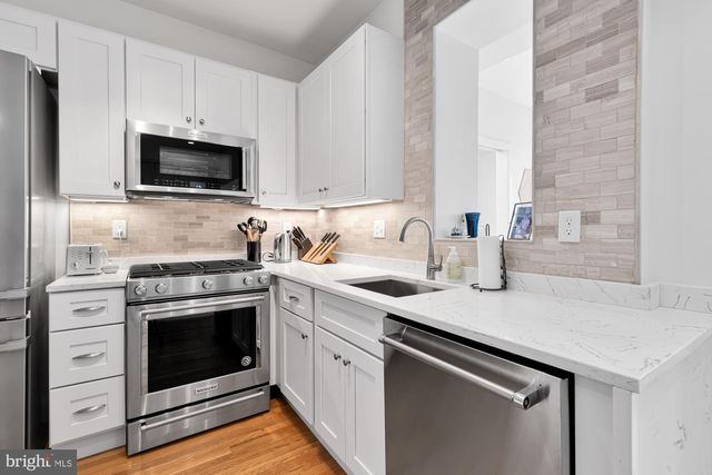 4008 MARLBORO PL NW, Washington, DC 20011