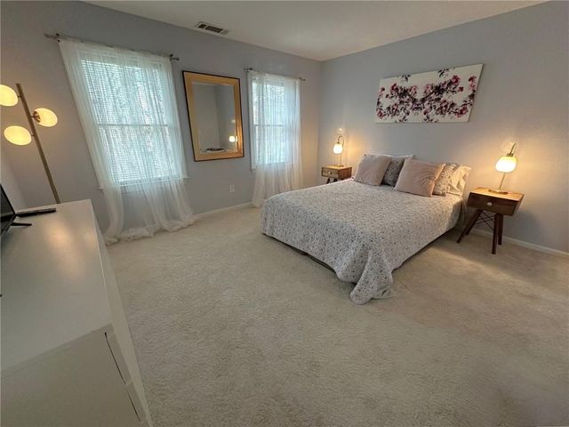 212 Abingdon Way, Atlanta, GA 30328