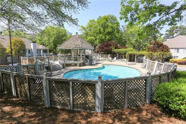 212 Abingdon Way, Atlanta, GA 30328