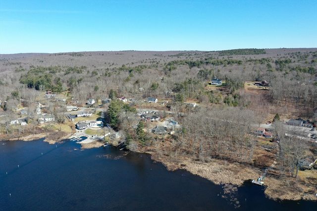 149 A Gore Rd, Webster, MA 01570