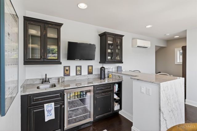 462 Strafer Street, Cincinnati, OH 45226