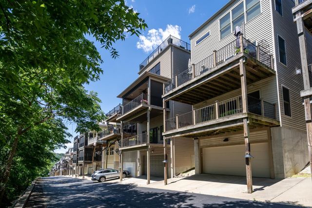 462 Strafer Street, Cincinnati, OH 45226